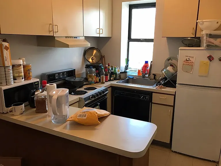 829 Beacon St #1F — Photo 1