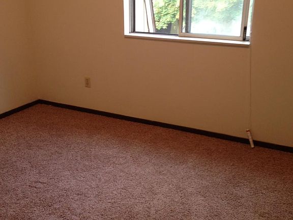 5th image of 552 136th Ave APT 5