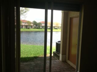 8233 SW 29th St #102, Hollywood, FL 33025