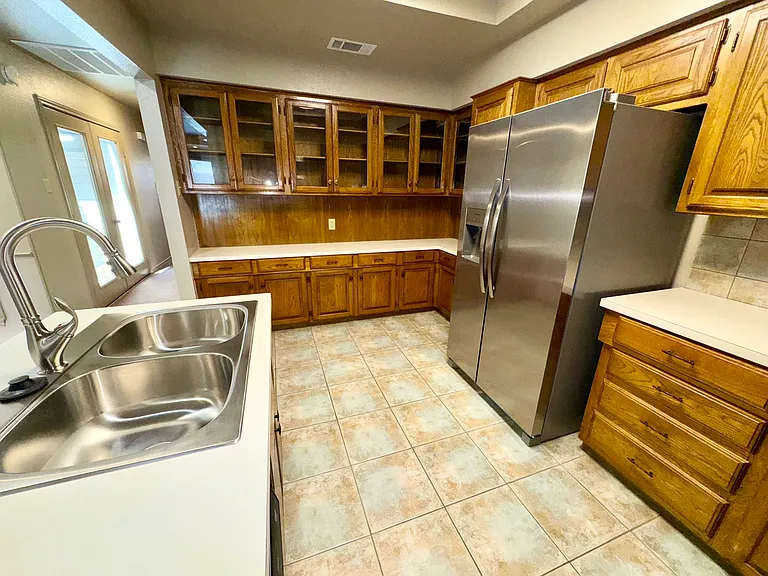 2614 Woodrow Blvd — Photo 12