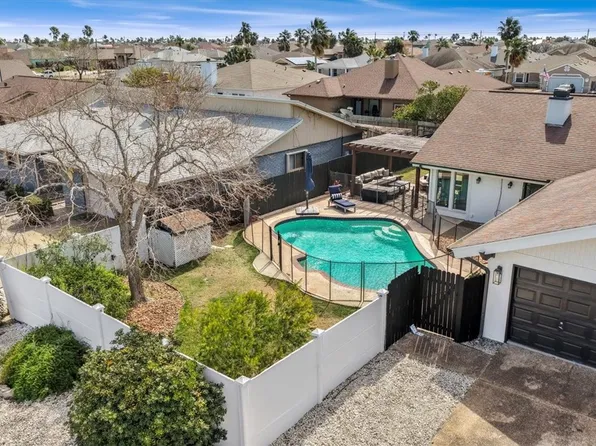 13833 Flintlock Dr, Corpus Christi, TX 78418