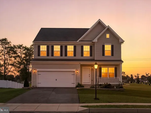 77 Bennington Way, Carlisle, PA 17013