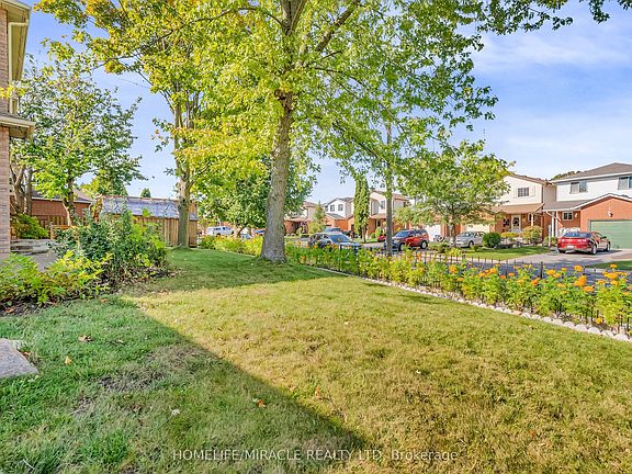 4th image of 1 Beechnut Cres