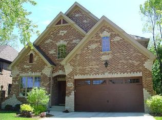 429 S Sunnyside Ave, Itasca, IL 60143