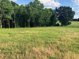 Bee Carter Rd, Dandridge, TN 37725