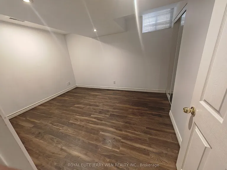 57 Garland Cres #BASEMENT — Photo 8