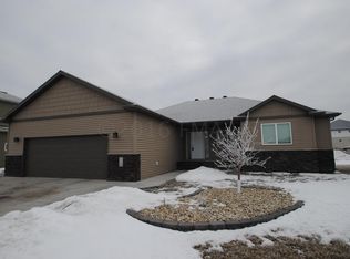 3529 8th St E, West Fargo, ND 58078
