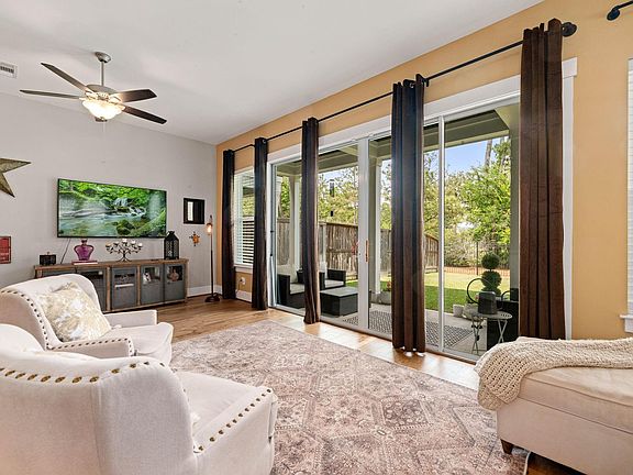 2nd image of 74 Dobbs View Ln