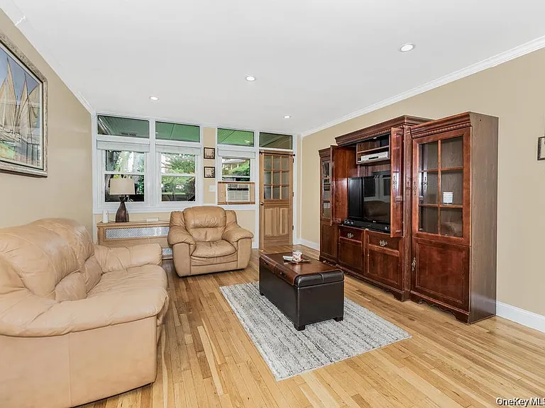 103 Wiltshire Rd #D8 — Photo 13