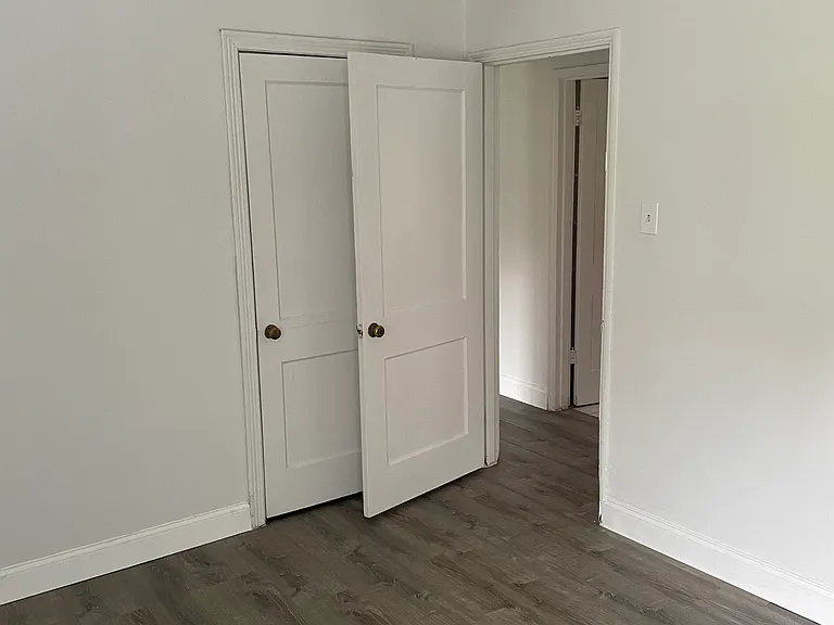 54 Warren St #1 — Photo 12