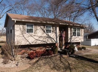 2411 Crums Ln, Jeffersonville, IN 47130