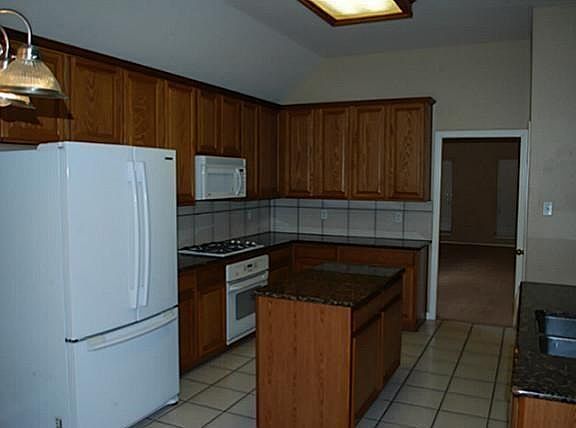 5th image of 6717 Orchard Park Dr
