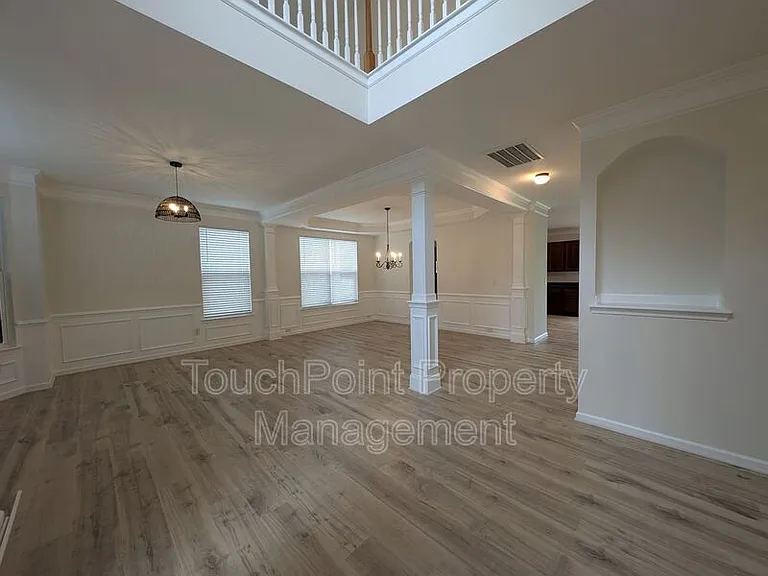 2009 City Lights Dr — Photo 9
