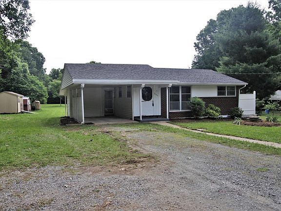 2nd image of 3624 Brookneal Hwy