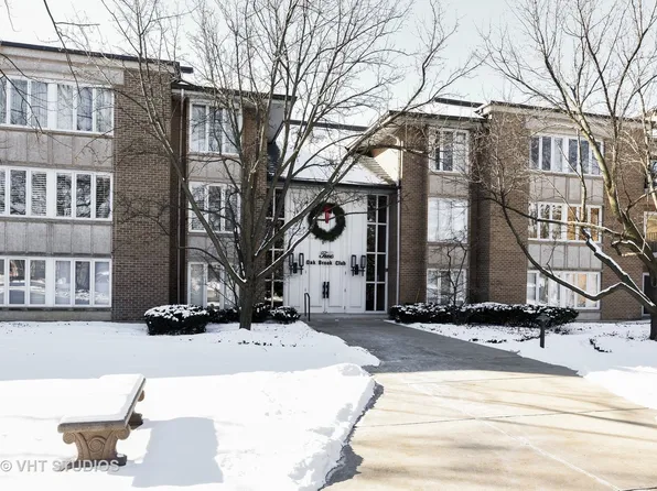 2 Oak Brook Club Dr APT C203, Oak Brook, IL 60523