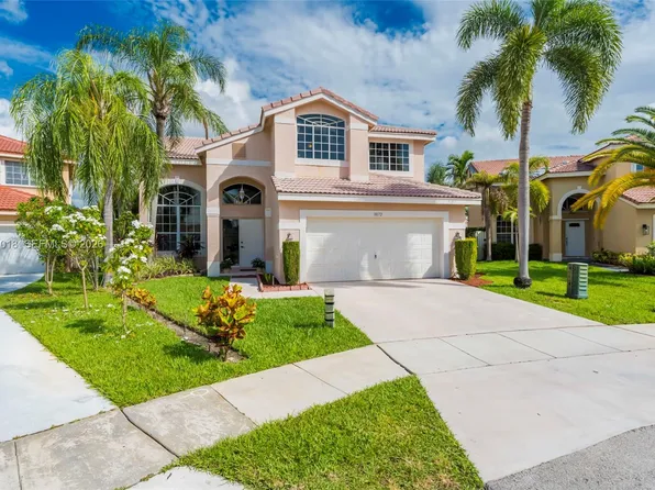 18172 SW 3rd St, Pembroke Pines, FL 33029