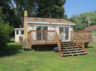 28301 W Stewart Ave, Spring Grove, IL 60081
