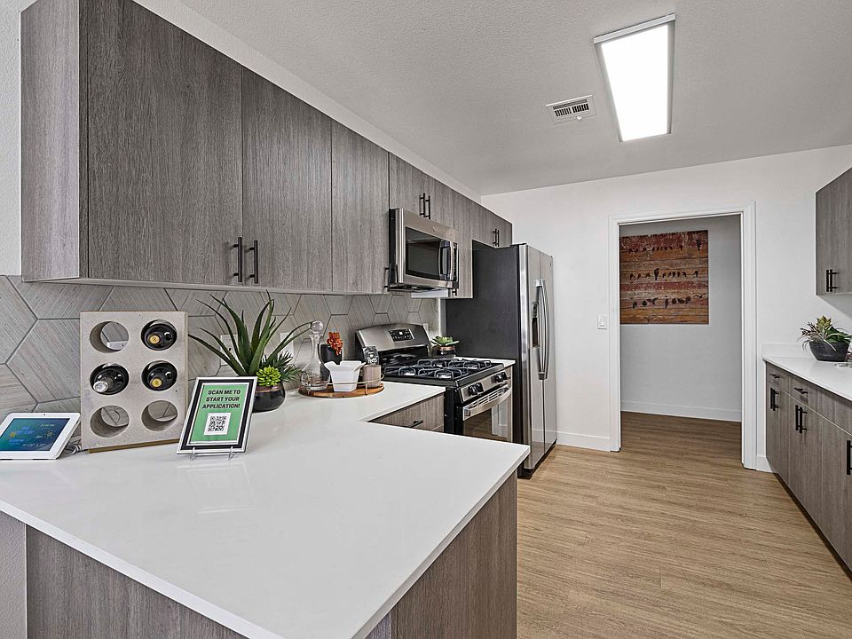 The Townhomes at Horizon Ridge, Henderson, NV, Kitchen