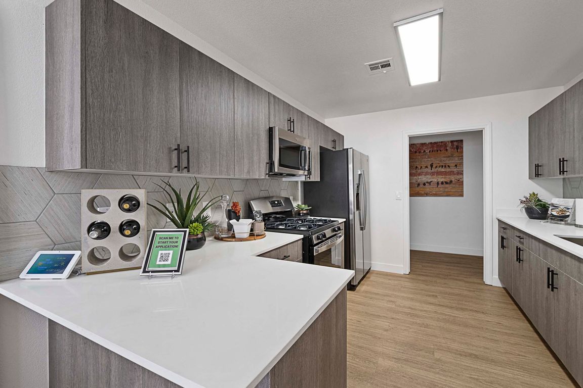 The Townhomes at Horizon Ridge, Henderson, NV, Kitchen