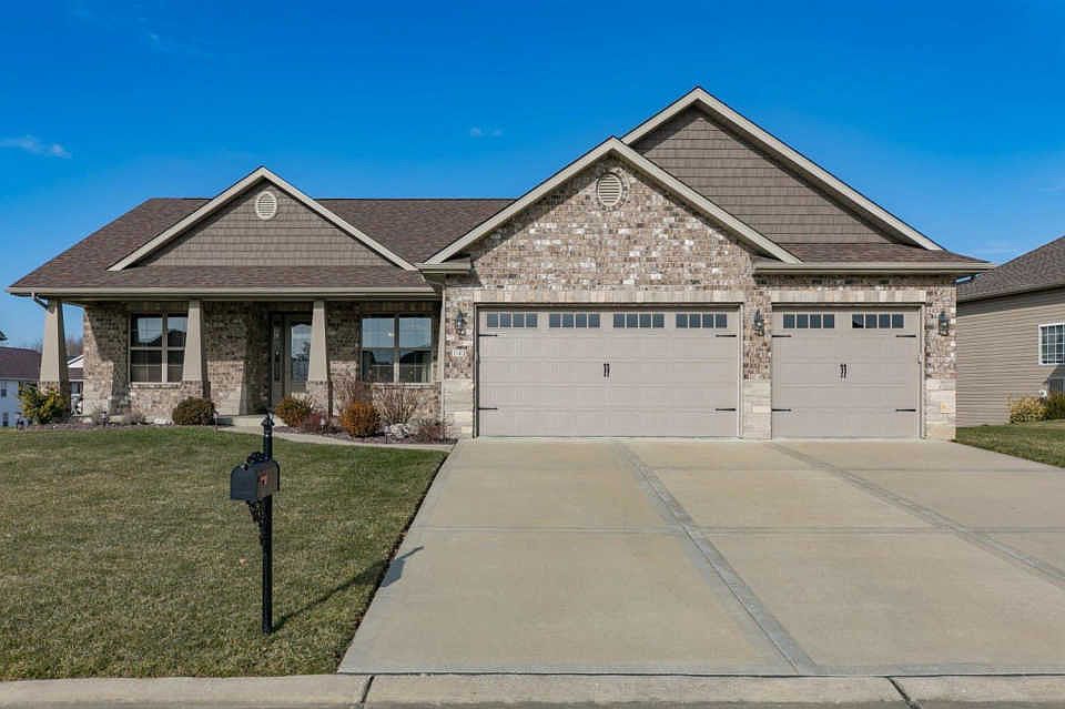 1st image of 141 Stonebridge Bluff Dr