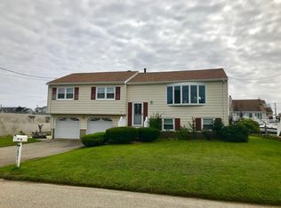 1821 Boat Point Dr, Point Pleasant Beach, NJ 08742