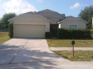 2090 Newtown Rd, Groveland, FL 34736