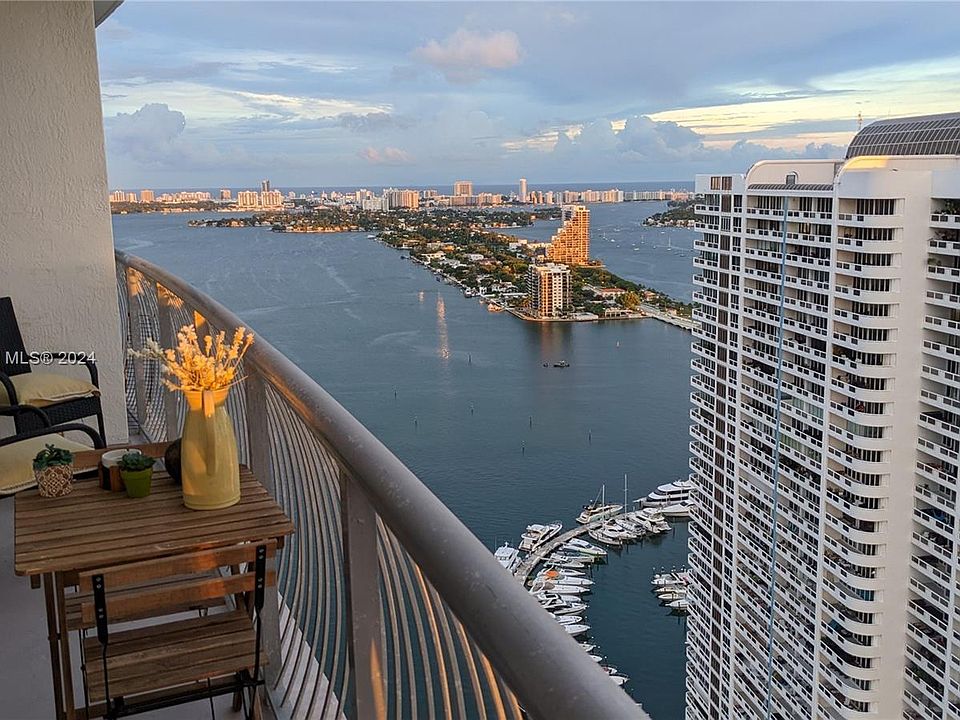 1st image of 1750 N Bayshore Dr APT 4006