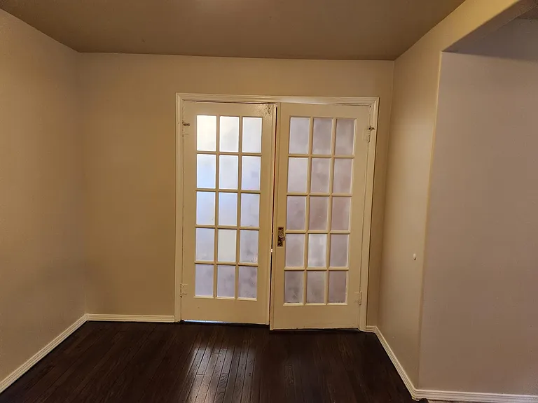 434 S Richmond Ave — Photo 24