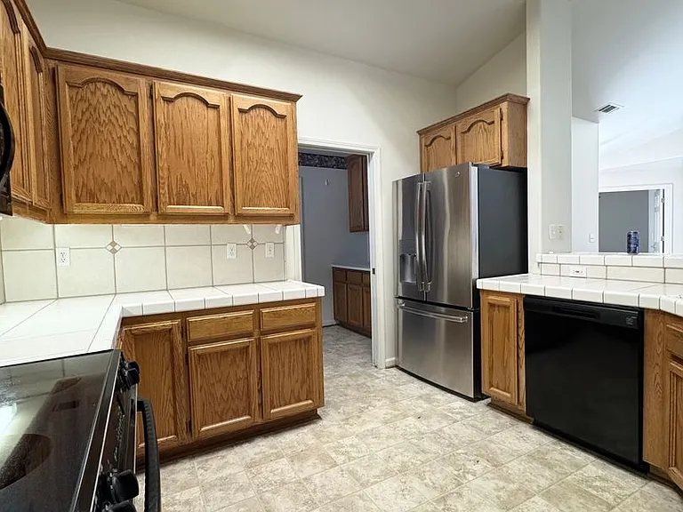 4424 Heather Ridge Ln — Photo 4