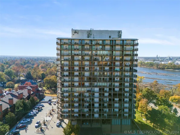 2300 Riverside Dr Unit 12E, Tulsa, OK 74114