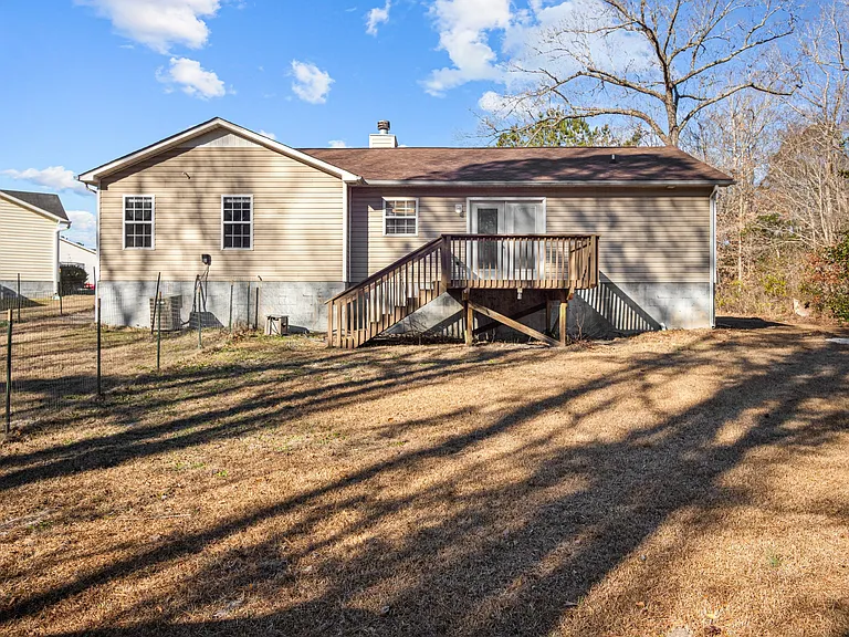 218 Winterberry Ct — Photo 25
