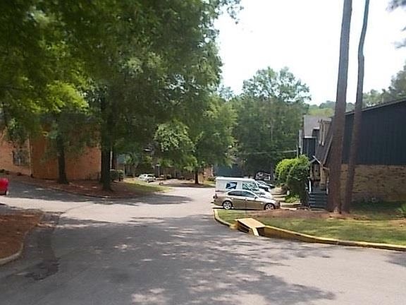 4th image of 855 Vestavia Villa Ct APT B