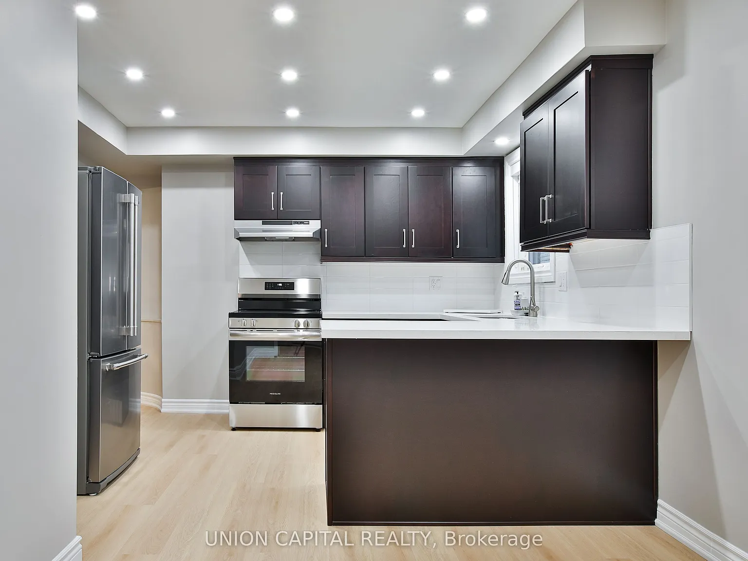 3 bed, $3,800 — Photo 1