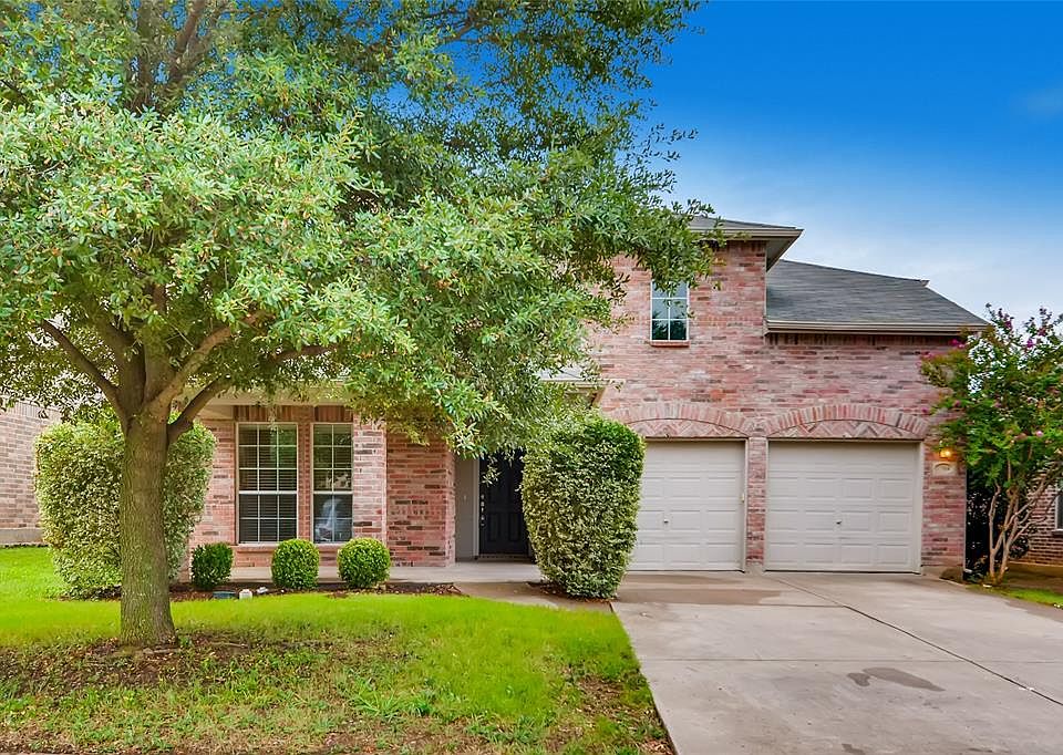 1st image of 1704 Bluebird Dr