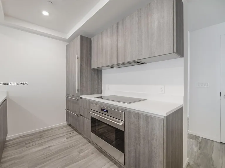 801 S Miami Ave #2 — Photo 5