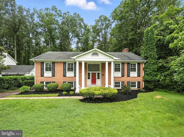 12134 Stirrup Rd, Reston, VA 20191