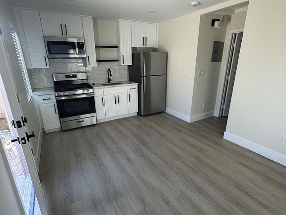 2nd image of 4313 Dwight St