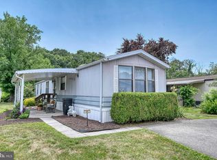55 Blarney Cir, Mohrsville, PA 19541