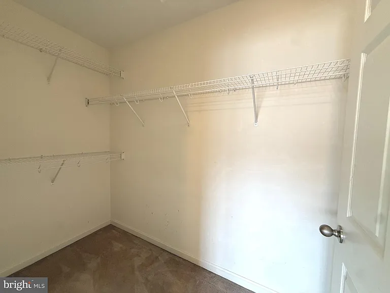 232 Morlatt Ln — Photo 7