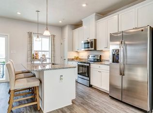 461 Dogwood Ln, Mc Donald, PA 15057