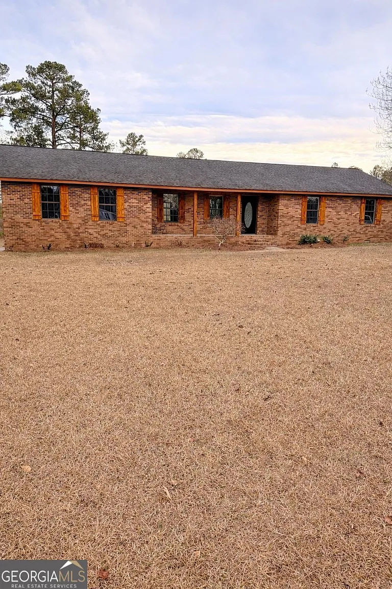 107 Trojan Cir NE photo 1