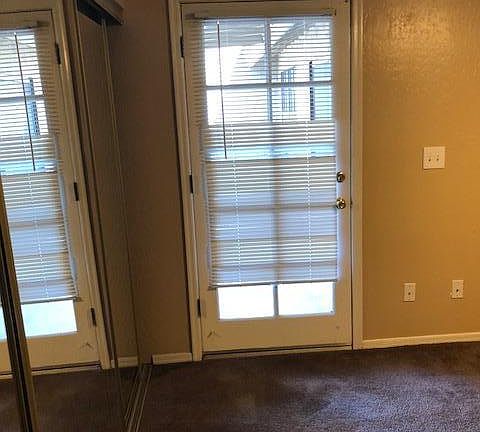 4th image of 4226 N 22nd St Unit 3