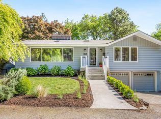 830 Lake Forest Dr, Lake Oswego, OR