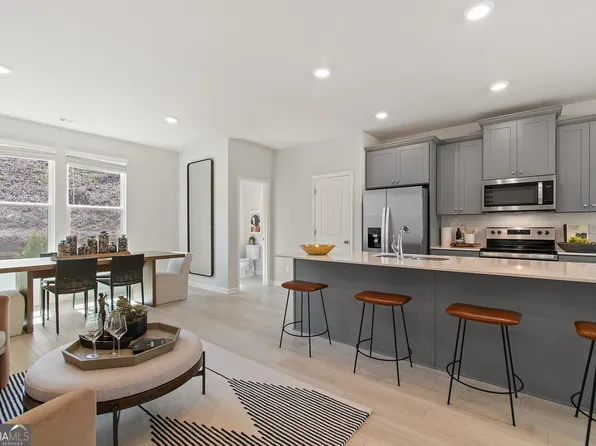 3142 Washburn St, Atlanta, GA 30354