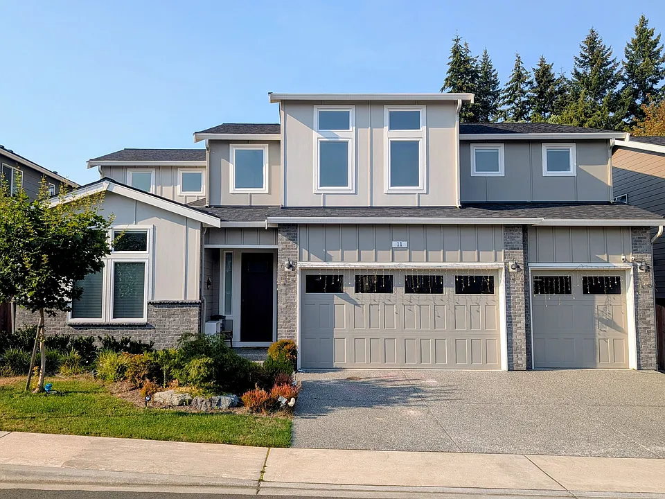 11 179th Pl SW