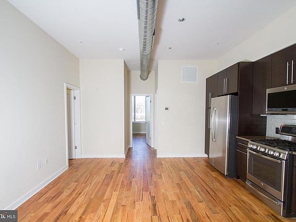 2nd image of 1247 E Columbia Ave #28