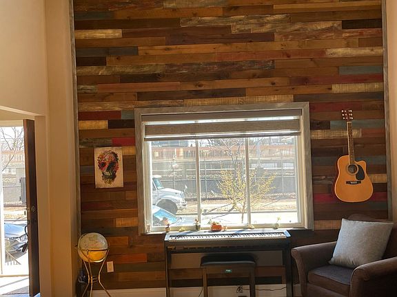 3rd image of 923 N Railroad Ave #1