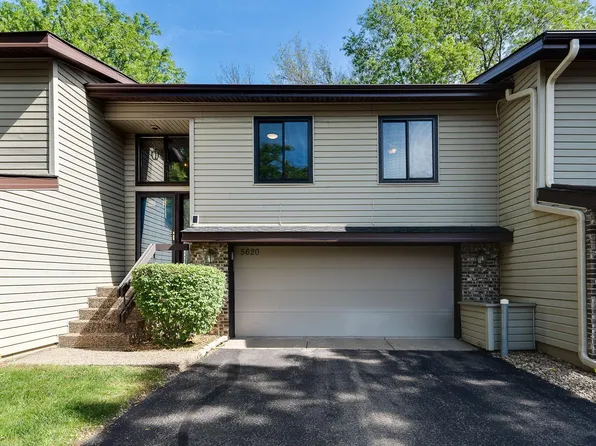 5620 Hyland Courts Dr, Bloomington, MN 55437
