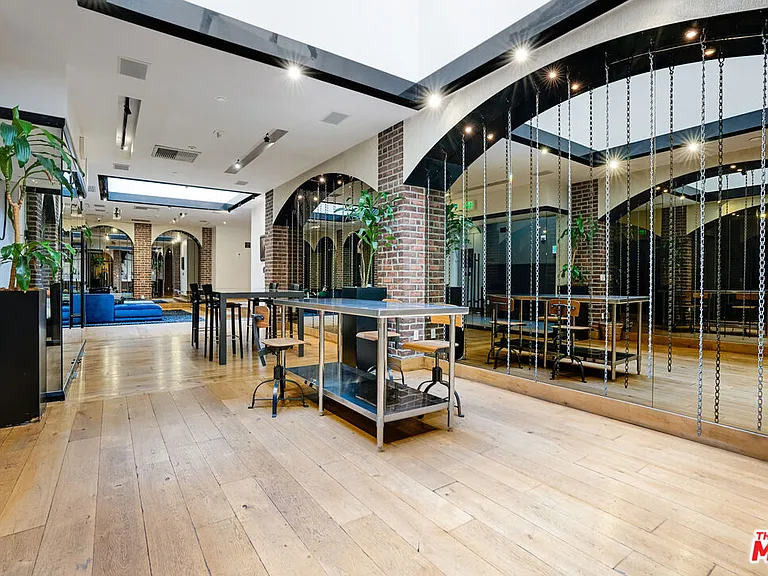 460 S Spring St #903 — Photo 39