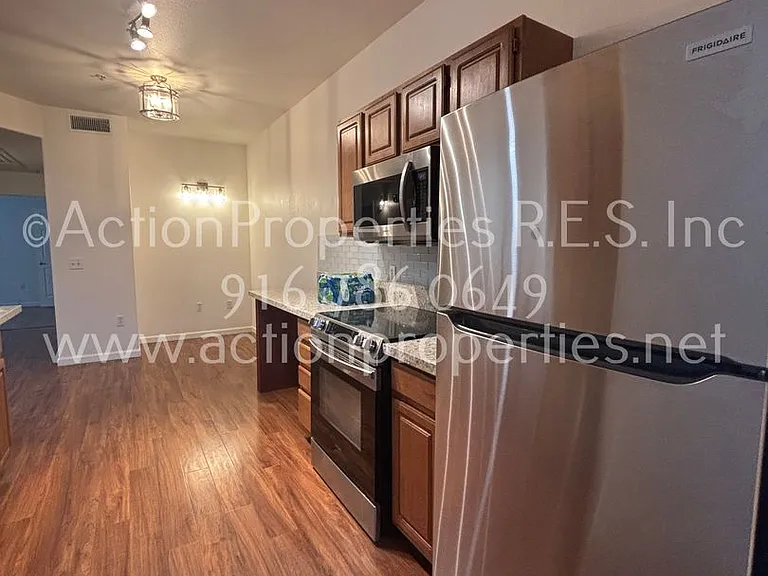 501 Gibson Dr #1914 — Photo 10